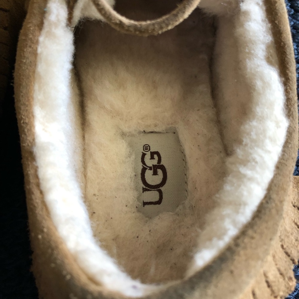 Slippers - Picture 5 of 8